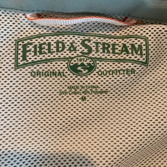 💛NWT  Field & Stream Green Button-Up Shirt  Size M  Chest 44"  Great details! - Picture 3 of 7